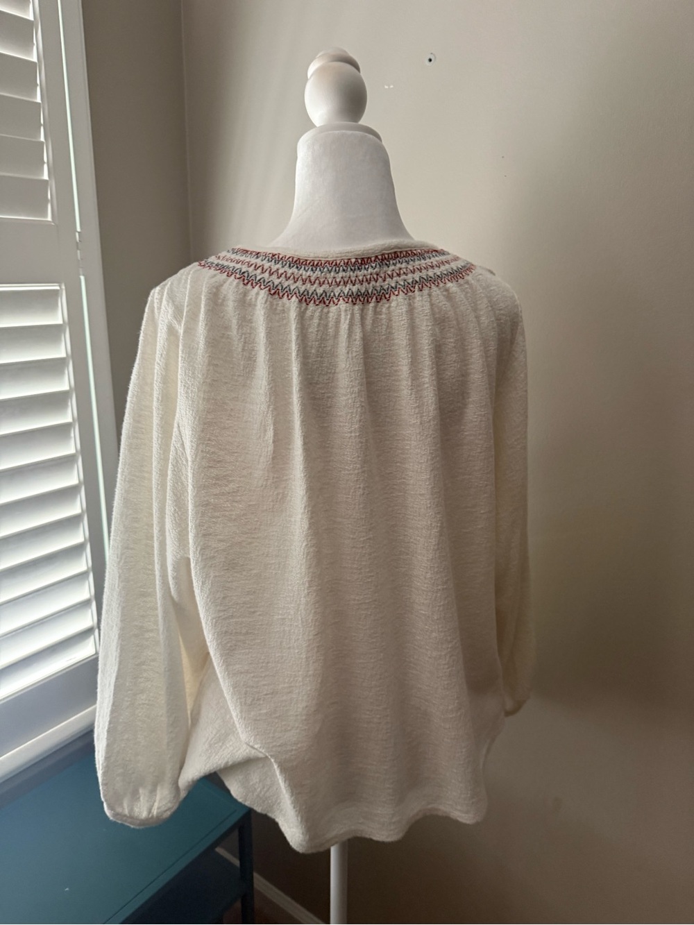 Madewell Smocked Neck Women's Top - Picture 3 of 7